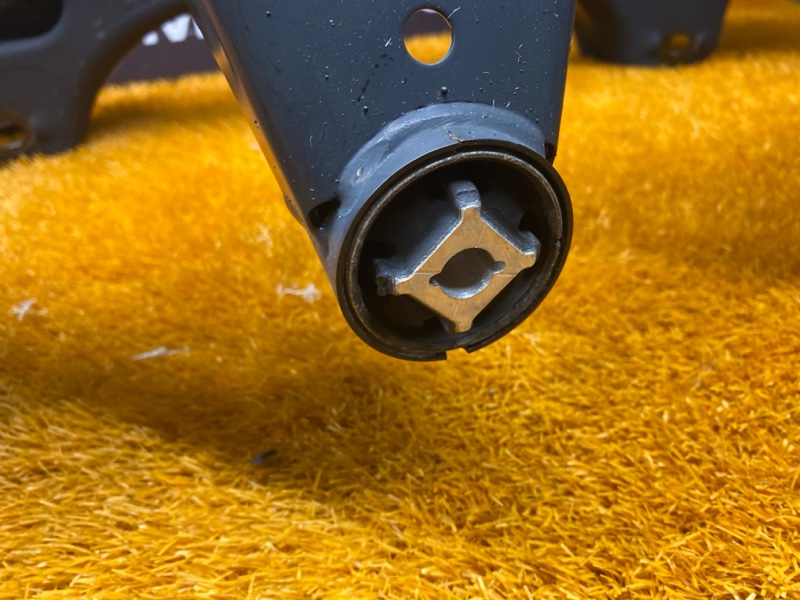 Балка поперечная (подрамник), 3000 рублей, Красноярск