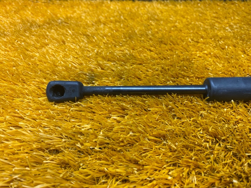 амортизатор багажника, 450 рублей, Красноярск