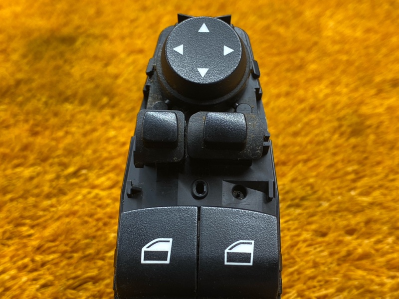 Блок управления стеклоподъемниками, 1000 рублей, Красноярск