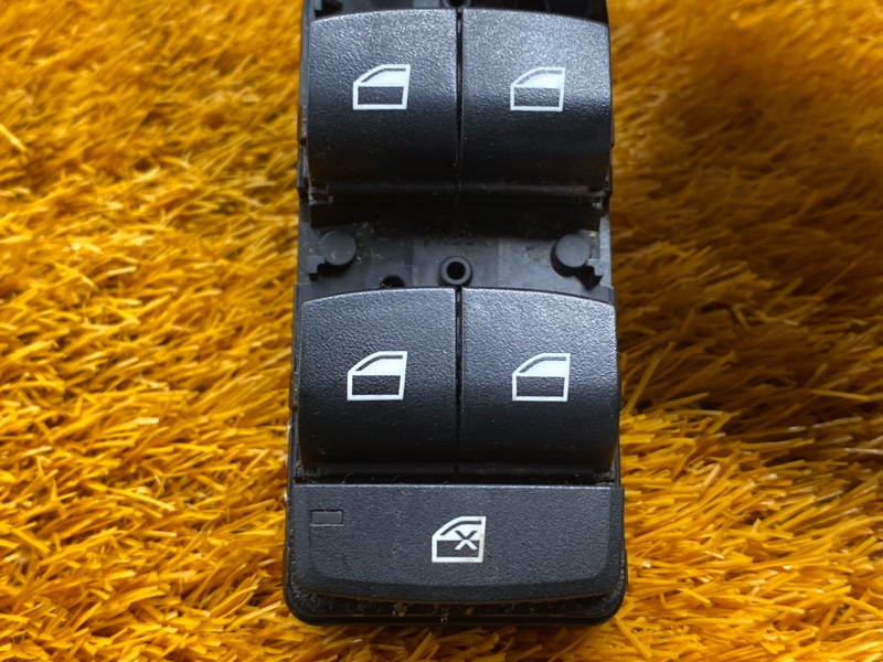 Блок управления стеклоподъемниками, 1000 рублей, Красноярск