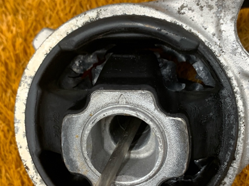 Балка поперечная (подрамник), 3000 рублей, Красноярск