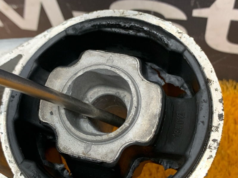 Балка поперечная (подрамник), 3000 рублей, Красноярск