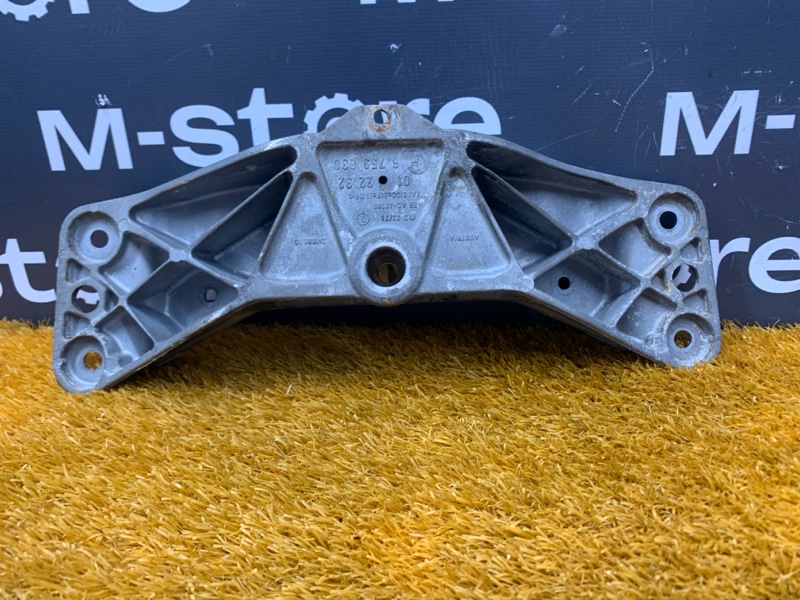 Кронштейн КПП, 500 рублей, Красноярск