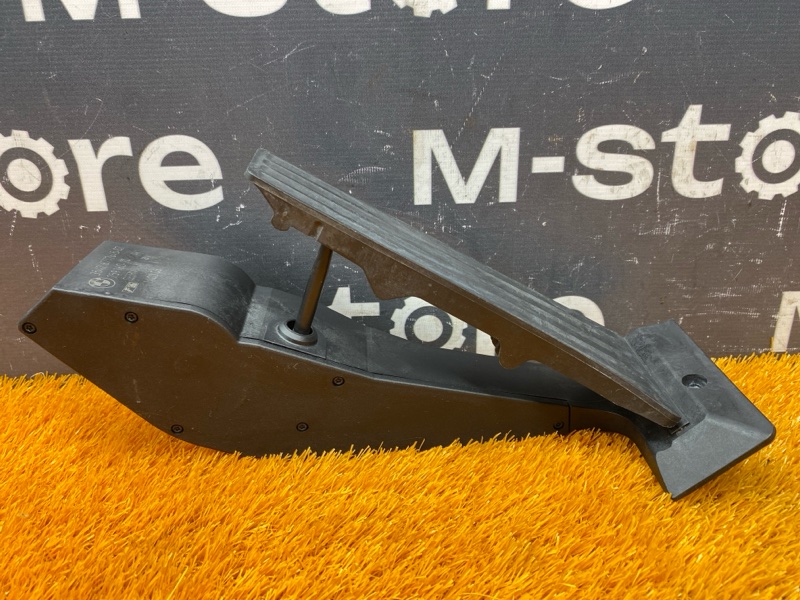 педаль газа, 500 рублей, Красноярск