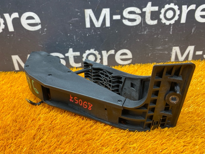 педаль газа, 500 рублей, Красноярск