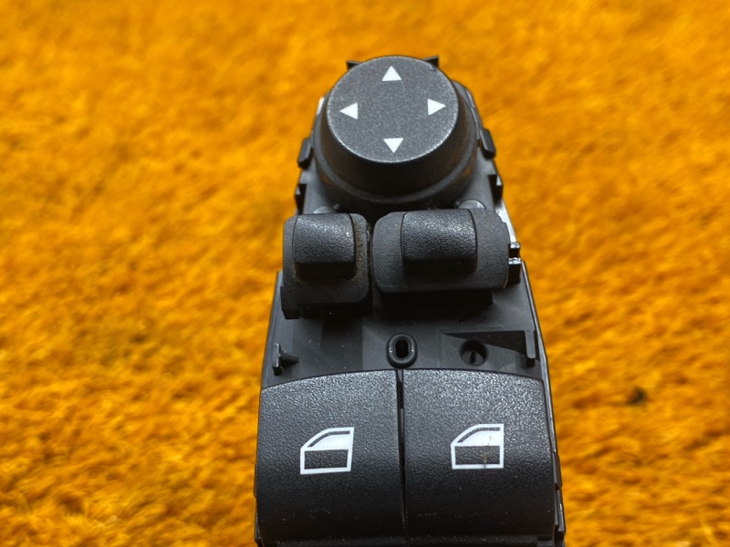 Блок управления стеклоподъемниками, 1000 рублей, Красноярск