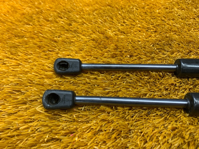 амортизатор капота, 900 рублей, Красноярск