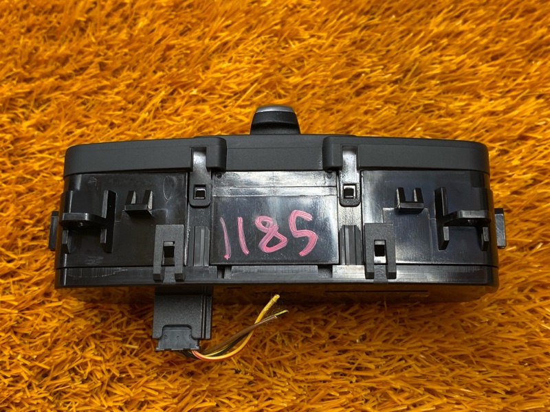 Переключатель света фар, 1000 рублей, Красноярск