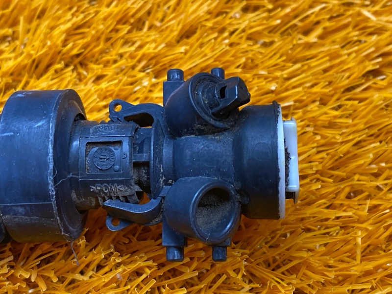 Форсунка омывателя фары, 2000 рублей, Красноярск