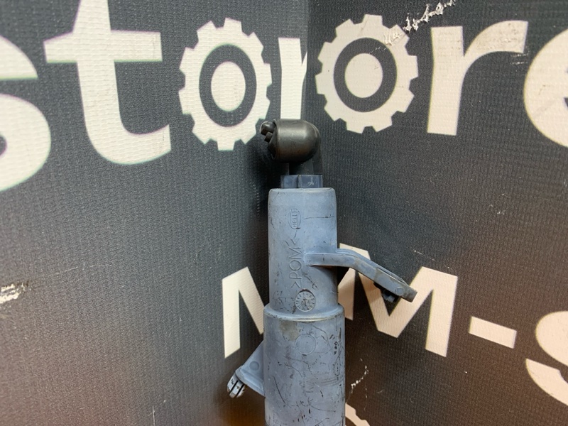 Форсунка омывателя фары, 1000 рублей, Красноярск