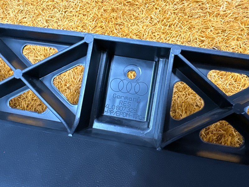 крепление бампера, 600 рублей, Красноярск