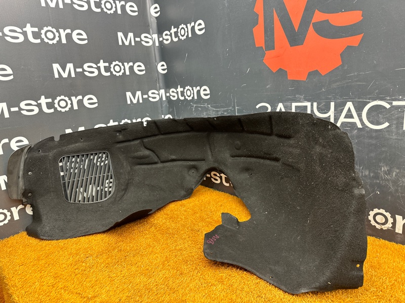 подкрылок, 9000 рублей, Красноярск