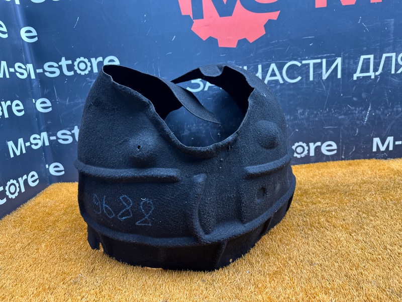 подкрылок, 9000 рублей, Красноярск