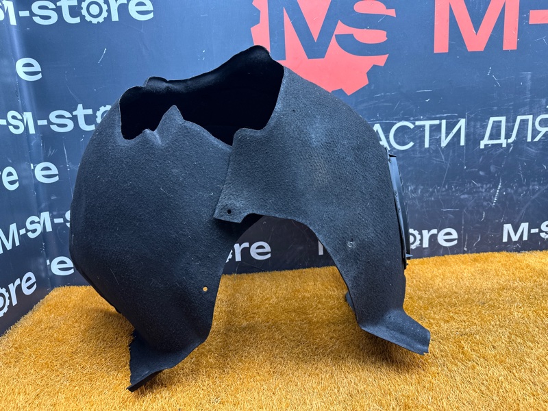 подкрылок, 9000 рублей, Красноярск