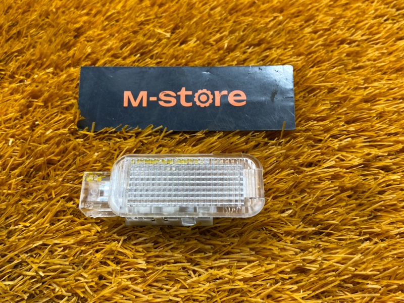 плафон освещения, 100 рублей, Красноярск