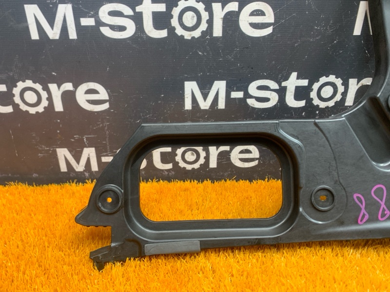 крепление бампера, 1000 рублей, Красноярск