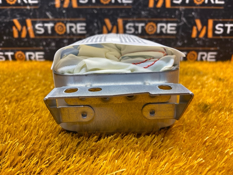 Подушка безопасности пассажирская, 1000 рублей, Красноярск