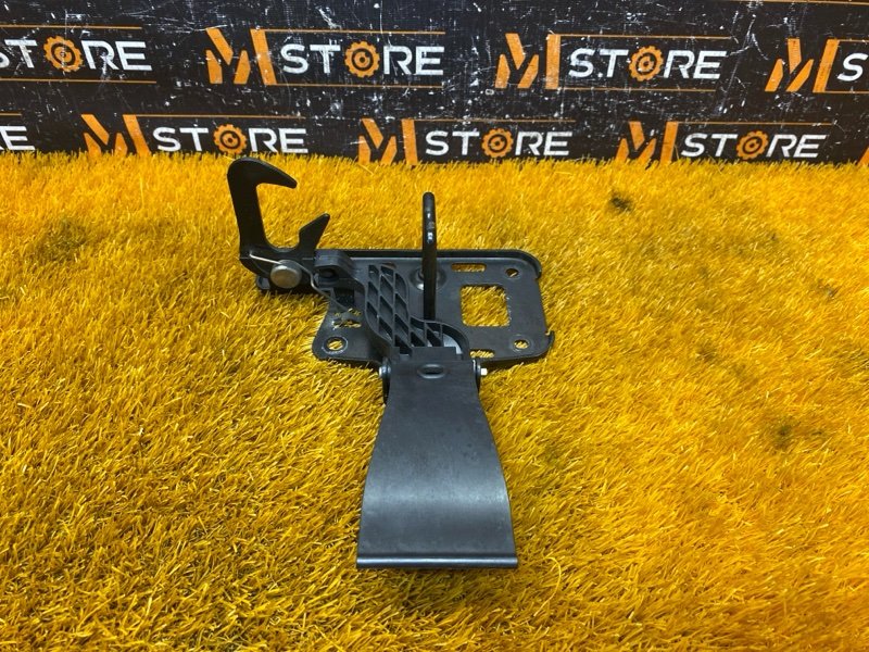 замок капота, 500 рублей, Красноярск