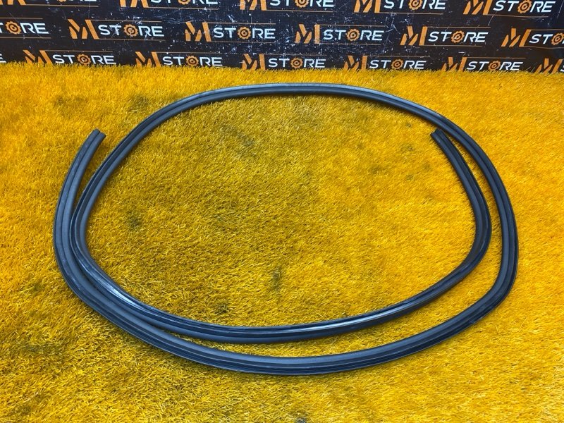 Уплотнитель капота, 950 рублей, Красноярск