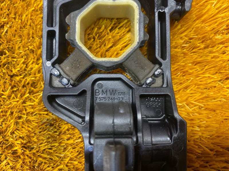 Кронштейн радиатора, 800 рублей, Красноярск