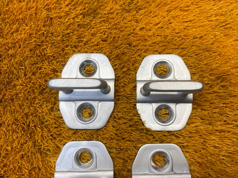 петля замка двери, 500 рублей, Красноярск