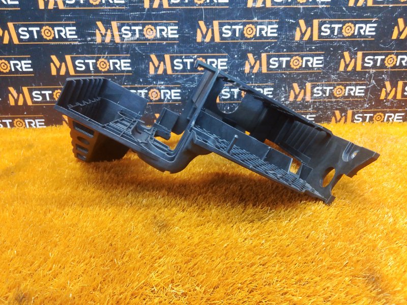 кронштейн, 300 рублей, Красноярск