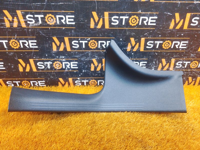 Накладка на порог салона, 800 рублей, Красноярск