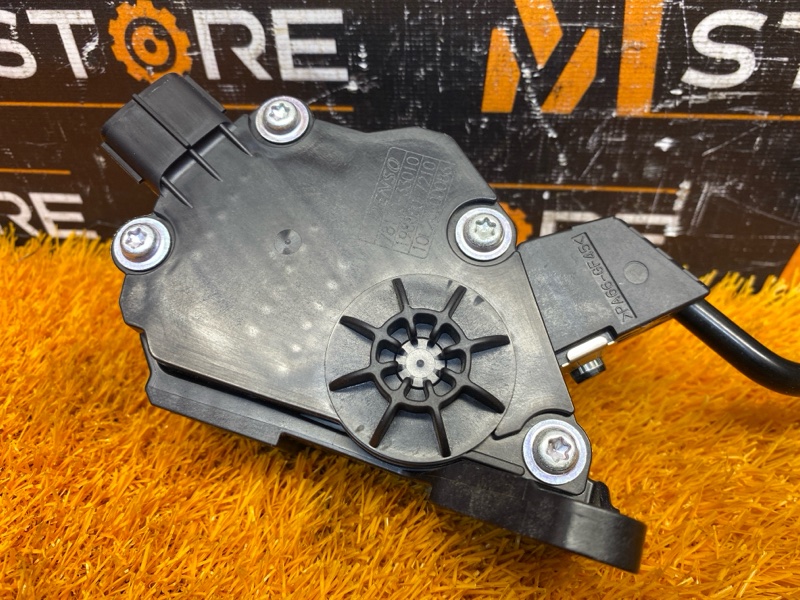 педаль газа, 1000 рублей, Красноярск