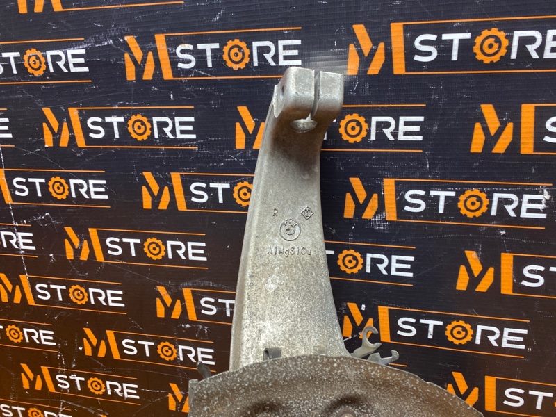 кулак поворотный, 1000 рублей, Красноярск