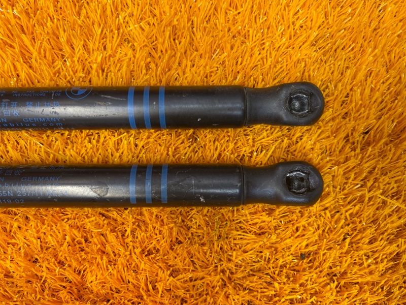 амортизатор капота, 1000 рублей, Красноярск