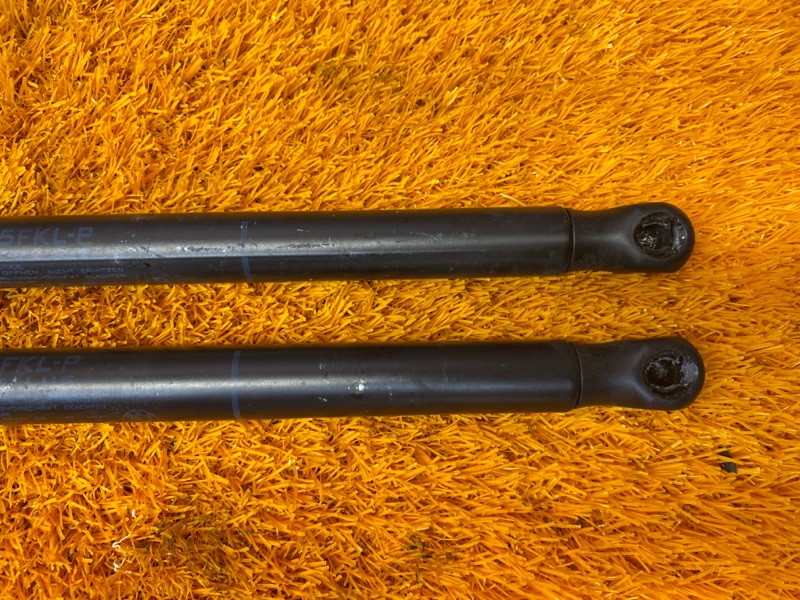 амортизатор капота, 2000 рублей, Красноярск