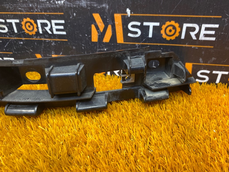 крепление бампера, 300 рублей, Красноярск