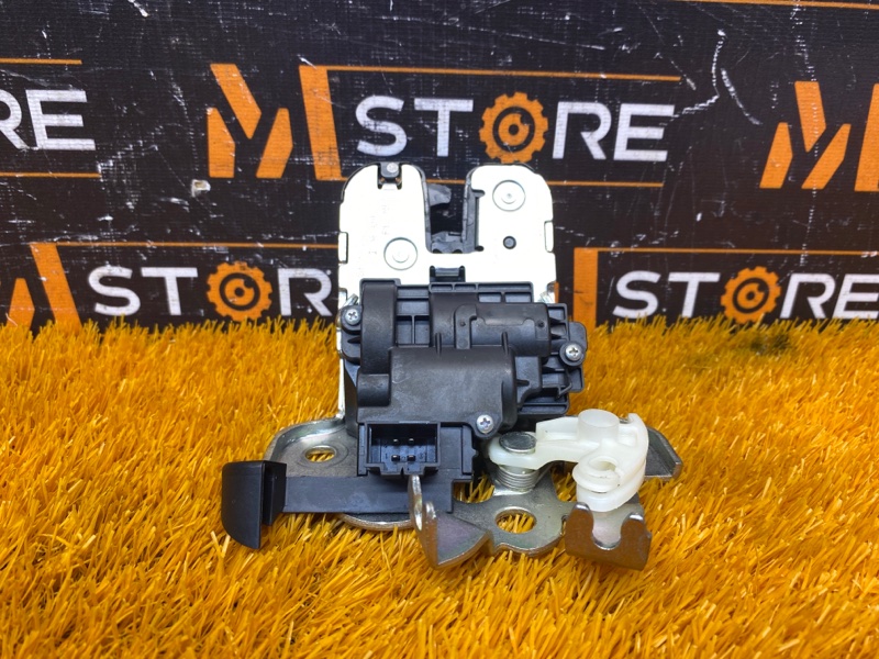 замок багажника, 1000 рублей, Красноярск