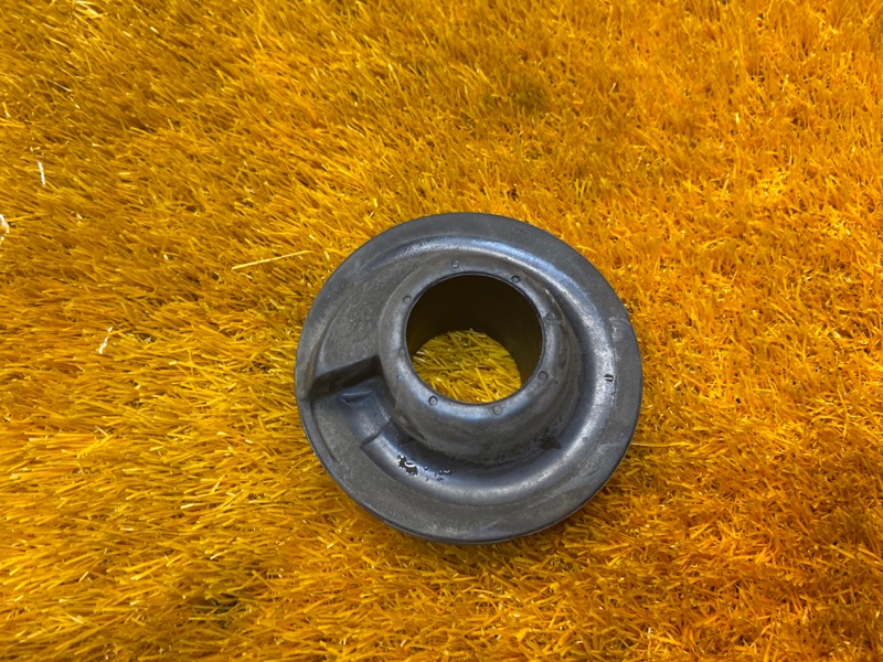 опора пружины, 300 рублей, Красноярск