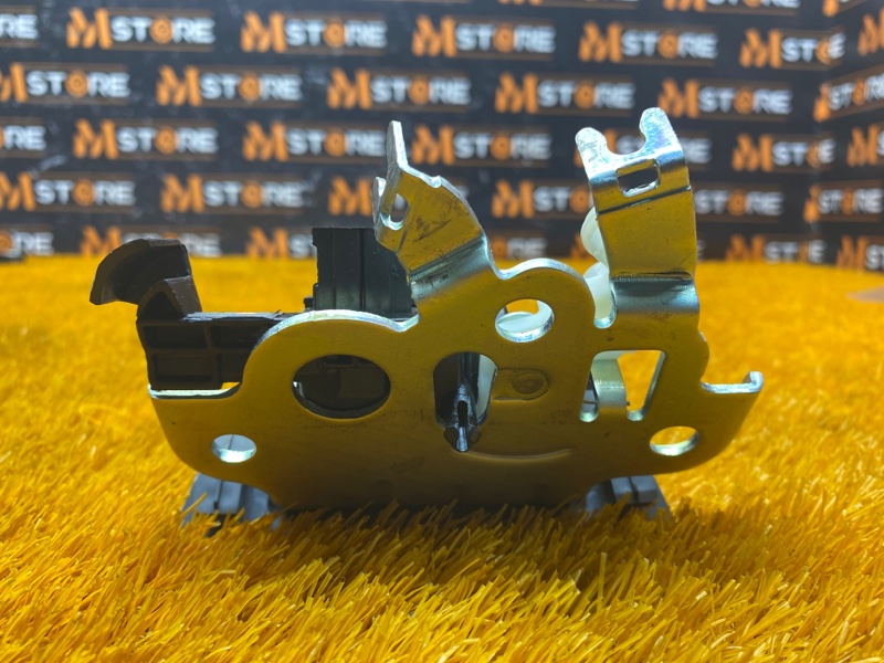 замок багажника, 1000 рублей, Красноярск