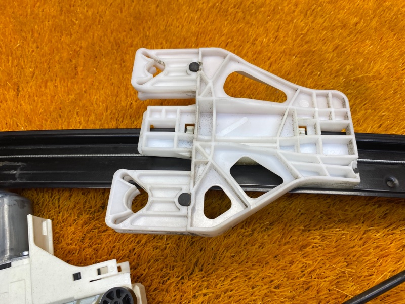 стеклоподъемник, 1000 рублей, Красноярск