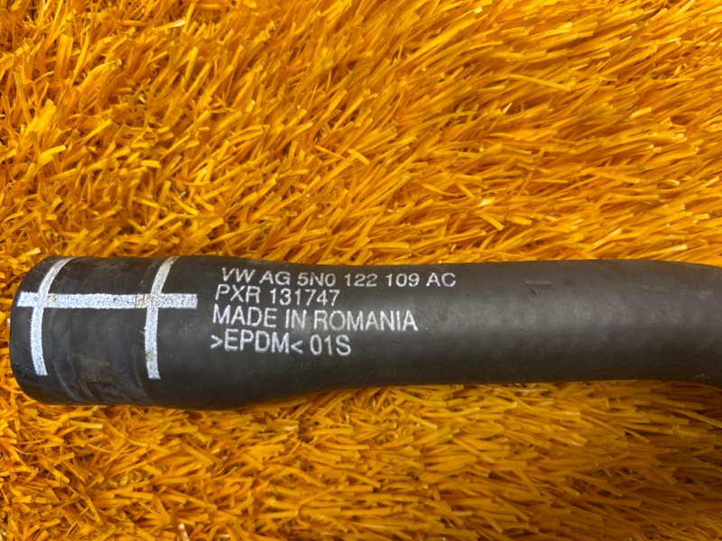 Патрубок системы охлаждения, 360 рублей, Красноярск