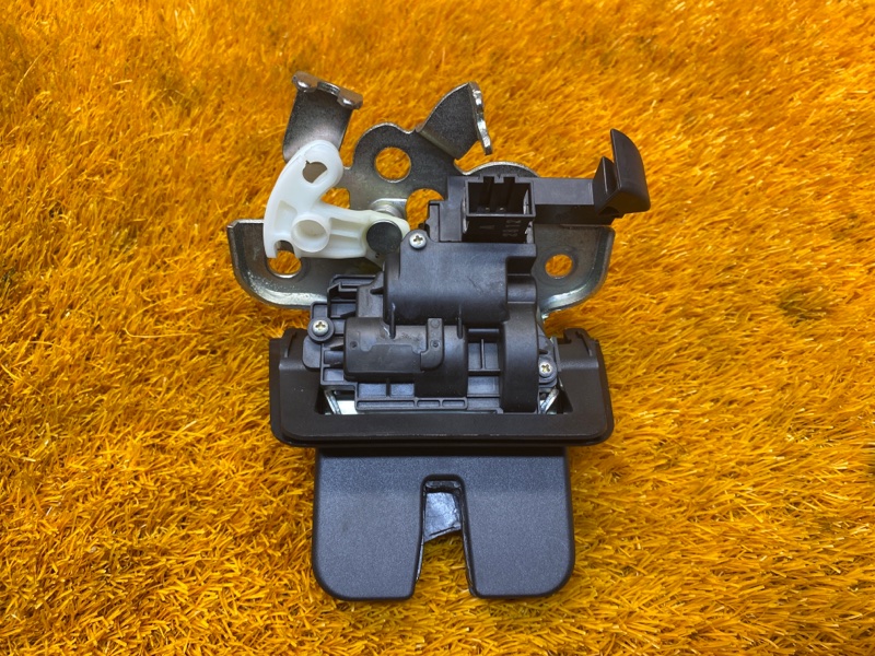 замок багажника, 1000 рублей, Красноярск