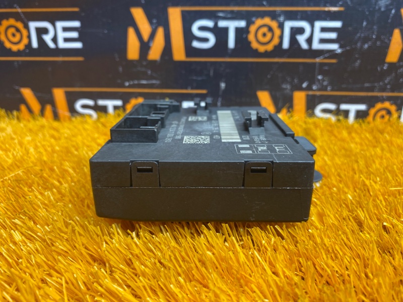 Блок управления дверью, 1000 рублей, Красноярск