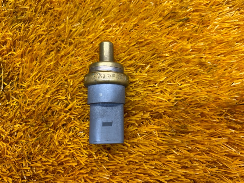 датчик температуры охлаждающей жидкости, 200 рублей, Красноярск