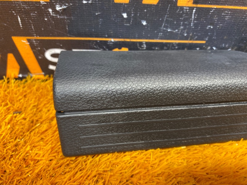 Накладка на порог салона, 300 рублей, Красноярск