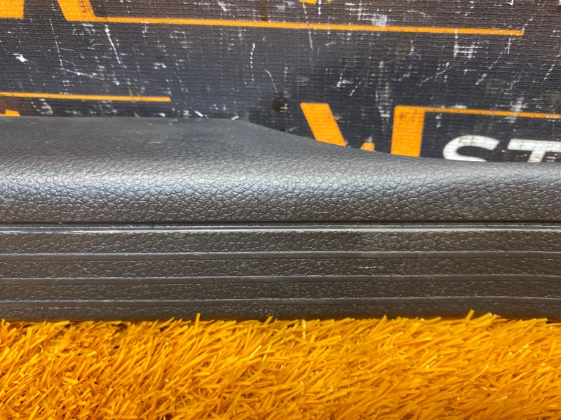 Накладка на порог салона, 300 рублей, Красноярск