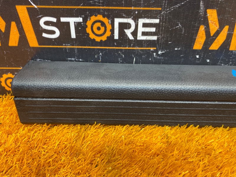 Накладка на порог салона, 300 рублей, Красноярск