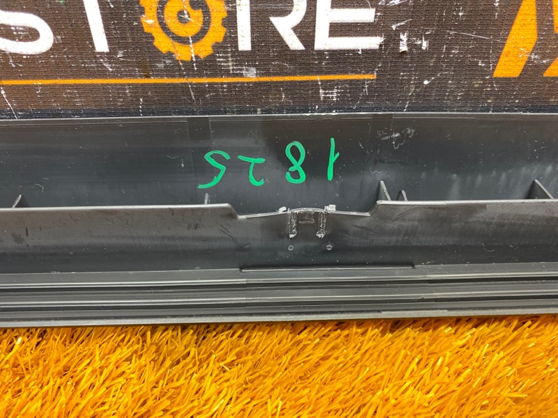 Накладка на порог салона, 300 рублей, Красноярск