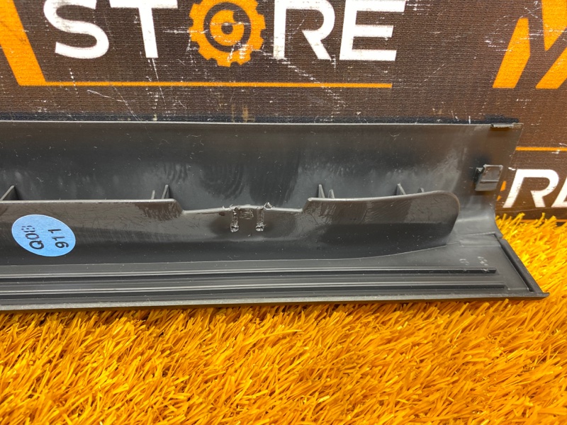 Накладка на порог салона, 300 рублей, Красноярск