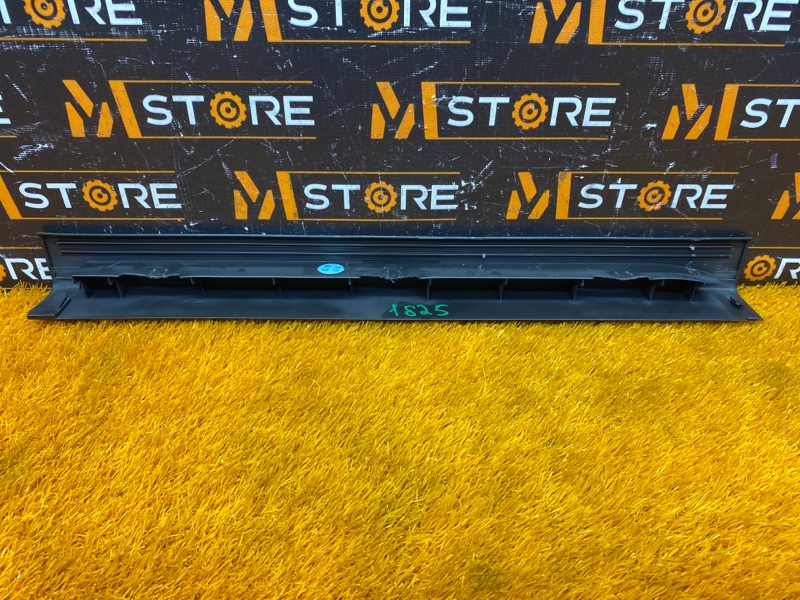 Накладка на порог салона, 300 рублей, Красноярск