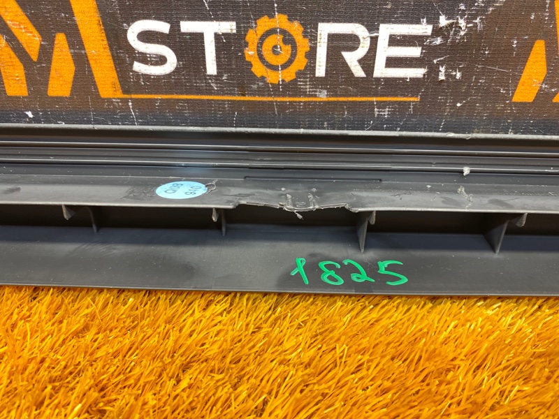 Накладка на порог салона, 300 рублей, Красноярск