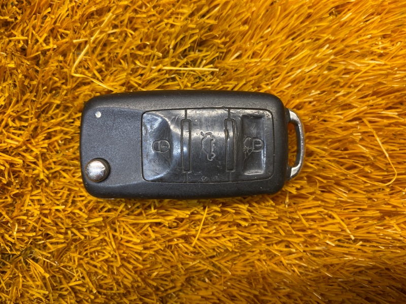 Ключ замка зажигания, 2000 рублей, Красноярск