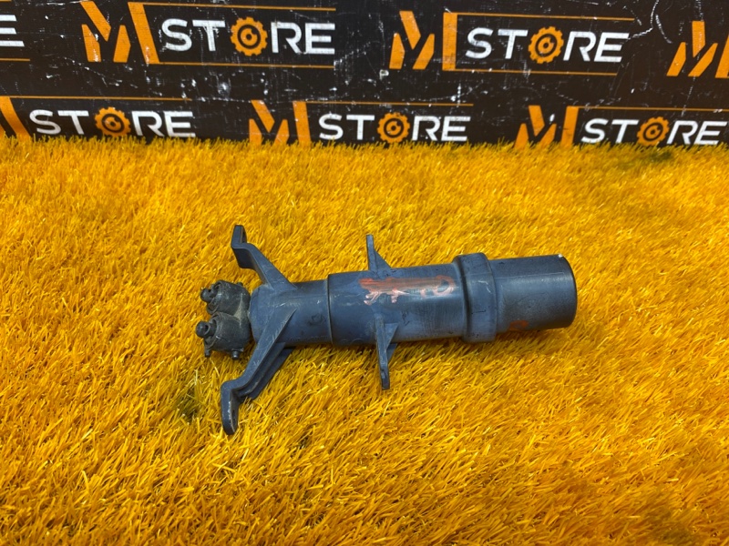 Форсунка омывателя фары, 1000 рублей, Красноярск