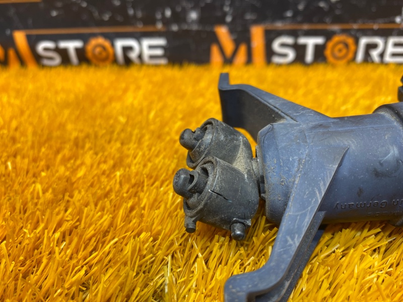 Форсунка омывателя фары, 1000 рублей, Красноярск